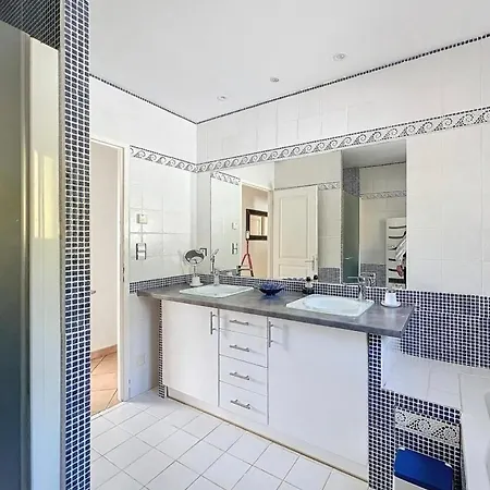 De Pech De Monfabes *