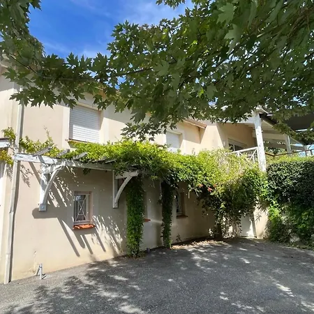 De Pech De Monfabes *