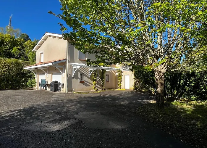 別荘 De Pech De Monfabes ヴィルヌーヴ・シュル・ロット